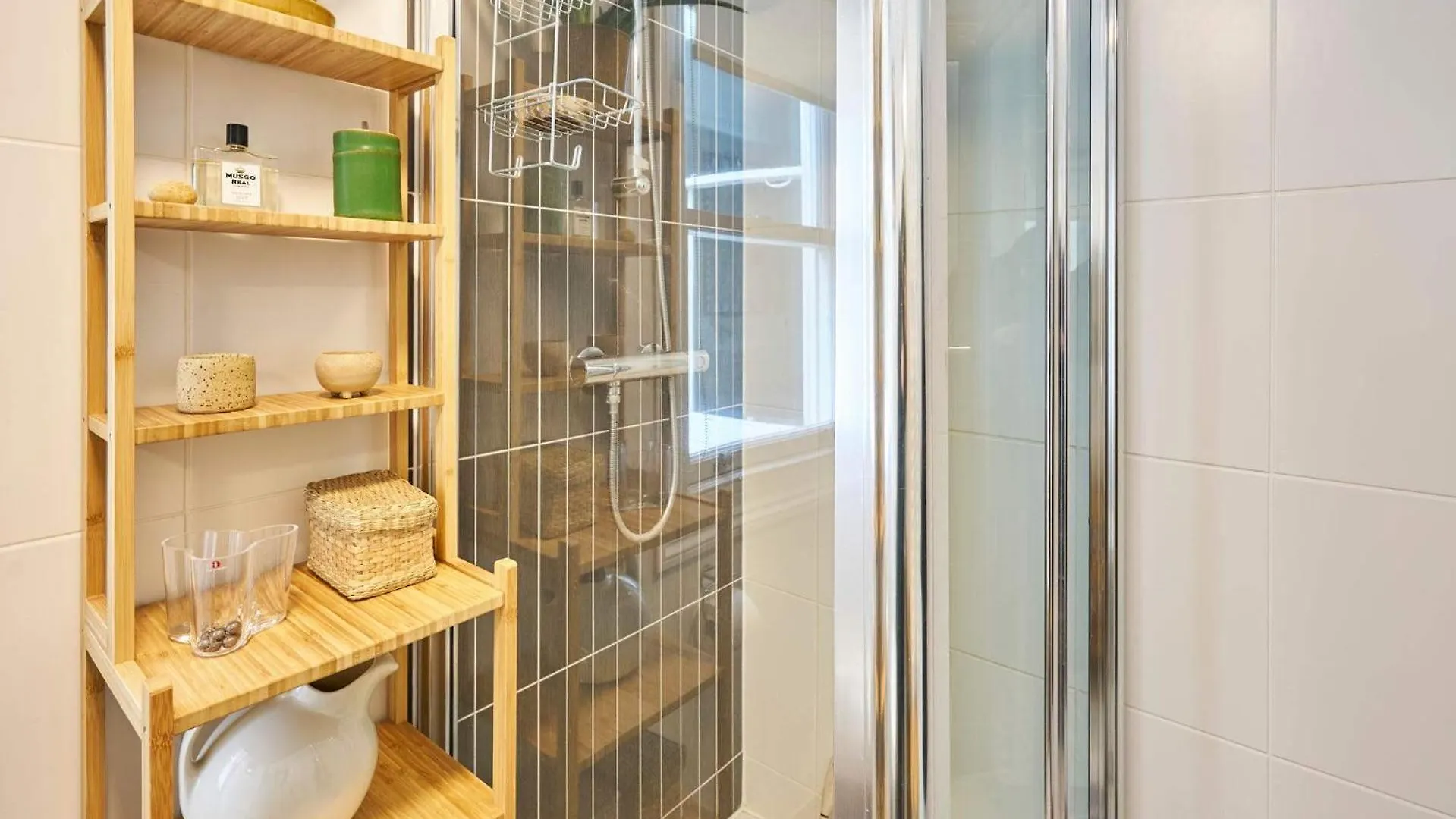 Host & Stay - Brunswick Place Flat 브라이턴 0*,